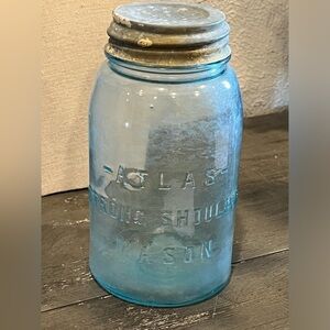 Vintage Atlas Strong Shoulder Mason Jar Quart w/ Zinc lid & Boyd’s Glass insert